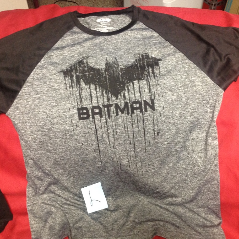 BATMAN tshirt